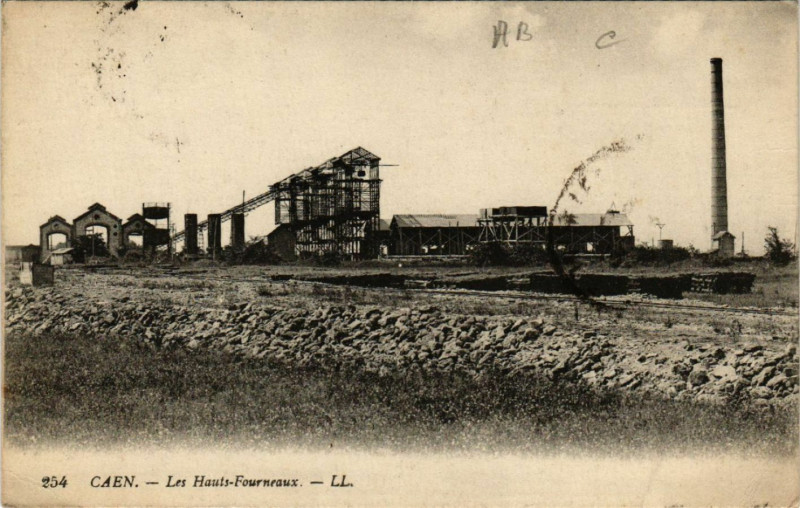 Carte postale ancienne Caen - Les Hauts - Fourneaux à Caen