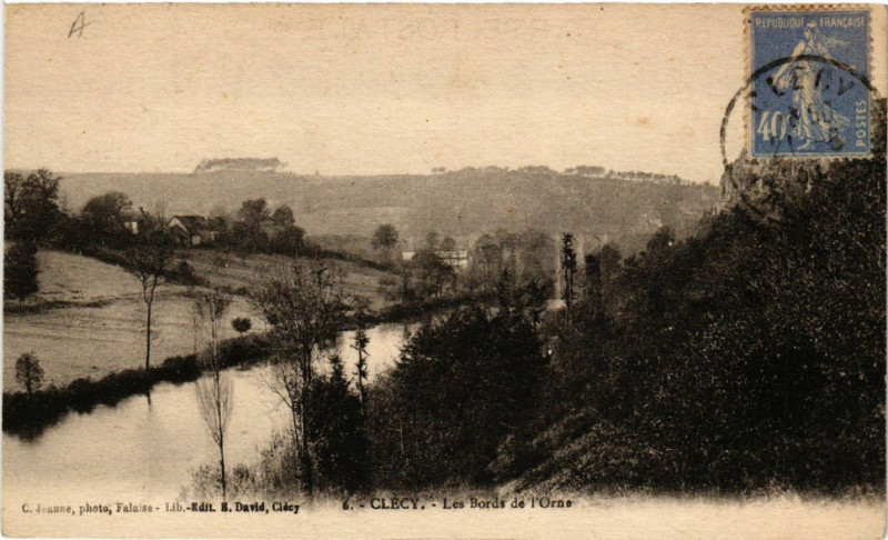 Carte postale ancienne Clecy - Les Bords de L'Orne à Clécy