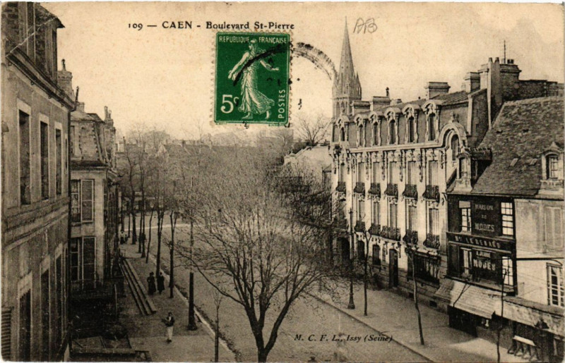 Carte postale ancienne Caen - Boulevard Saint-Pierre à Caen
