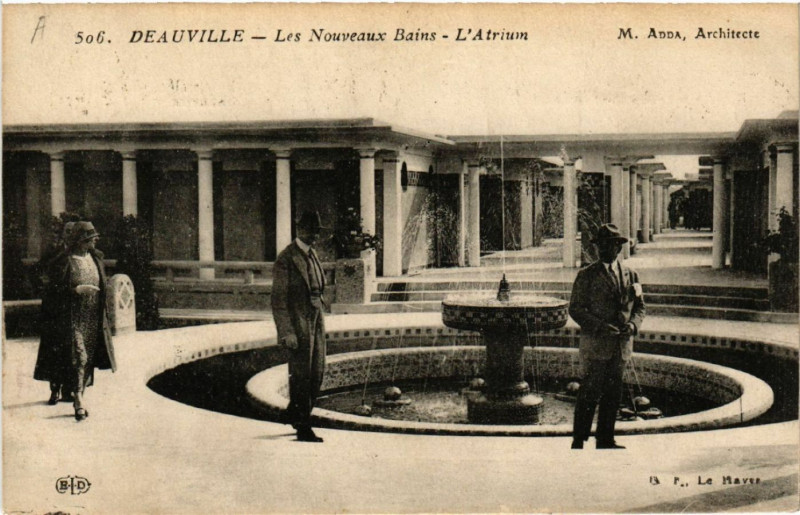 Carte postale ancienne Deauville - Les Nouveaux Bains - L'Atrium à Deauville