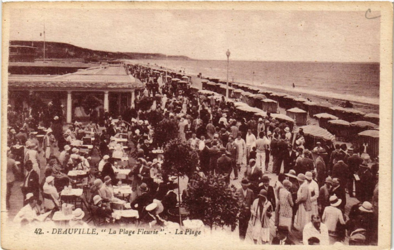 Carte postale ancienne Deauville - La Plage Fleurie - La Plage à Deauville