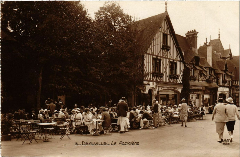 Carte postale ancienne Deauville - La Potiniére à Deauville