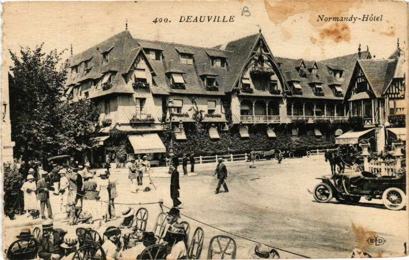 Carte postale ancienne Deauville - Normandy - Hotel à Deauville