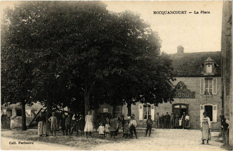 Carte postale ancienne Rocquancourt - La Place