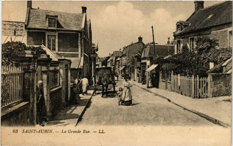 Carte postale ancienne Saint-Aubin - La Grande Rue
