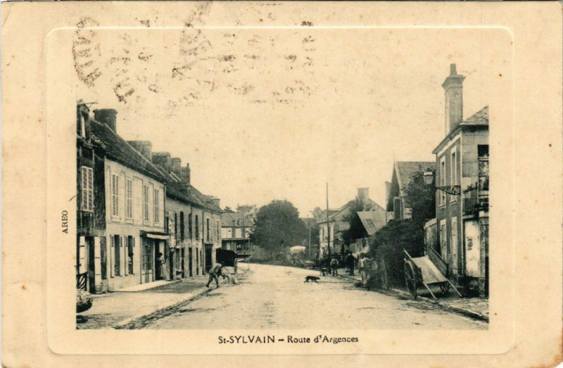 Carte postale ancienne Saint-Sylvain - Route d'Argences à Saint-Sylvain