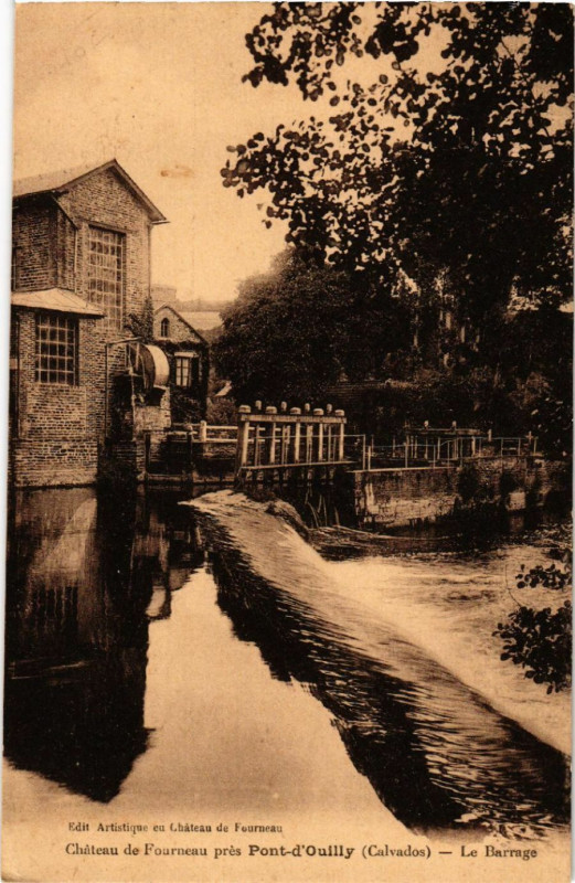Carte postale ancienne Chateau de Fourneau pres Pont-d'Ouilly à Pont-d'Ouilly