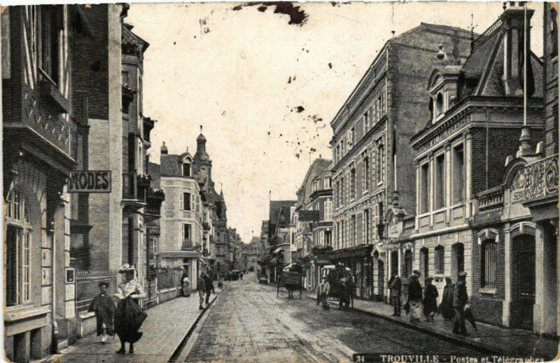 Carte postale ancienne Trouville - Postes et telegraphes
