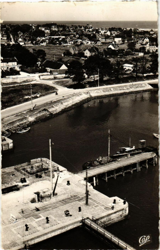 Carte postale ancienne Riva-Bella - Le Port