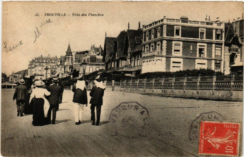 Carte postale ancienne Trouville - Villa des Planches