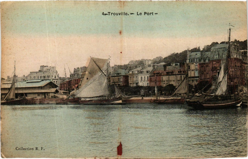 Carte postale ancienne Trouville-Le Port
