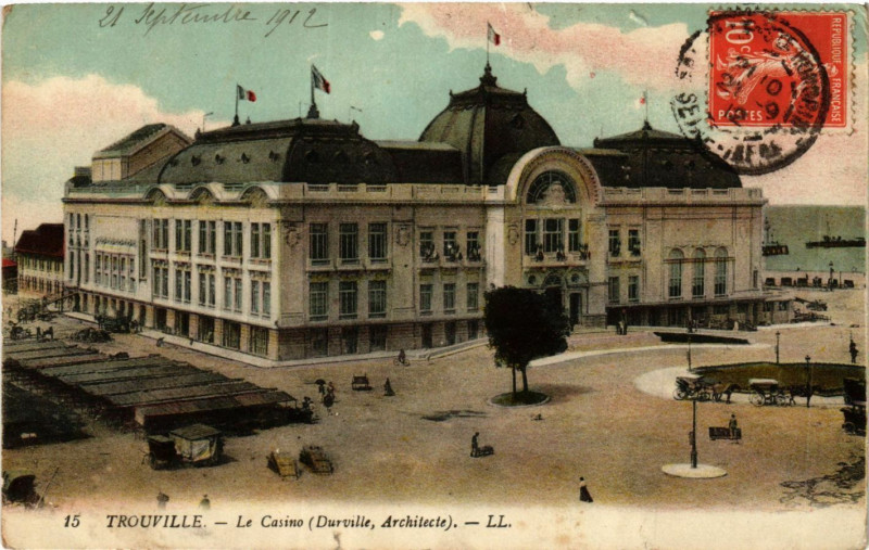 Carte postale ancienne Trouville-Le Casino