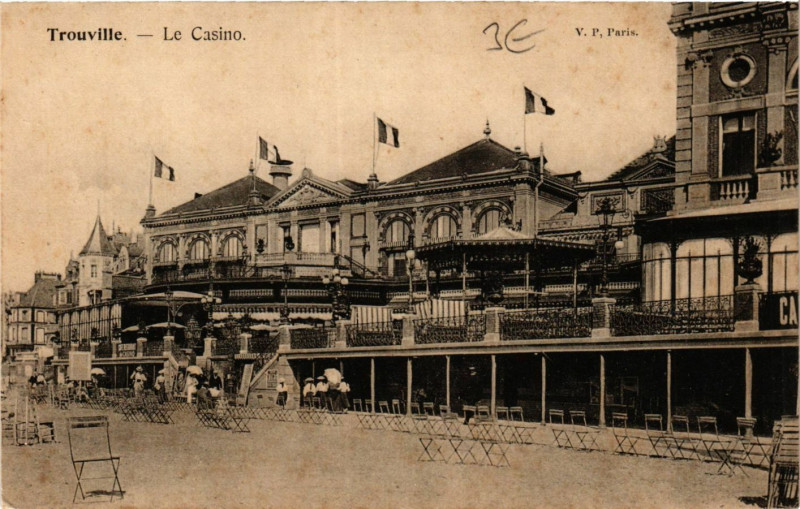 Carte postale ancienne Trouville-Le Casino