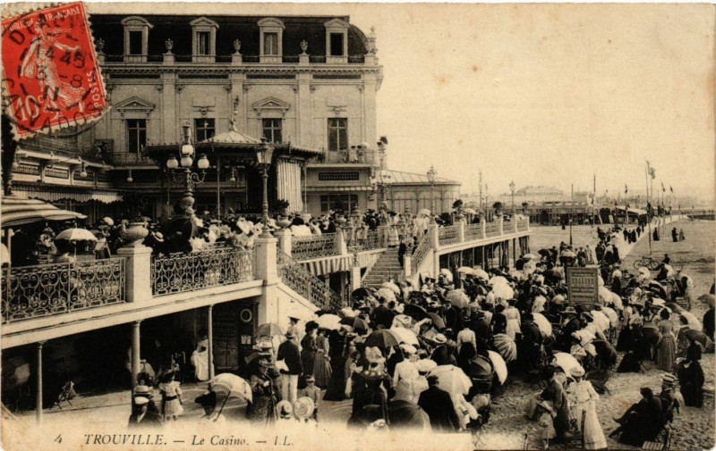 Carte postale ancienne Trouville-Le Casino