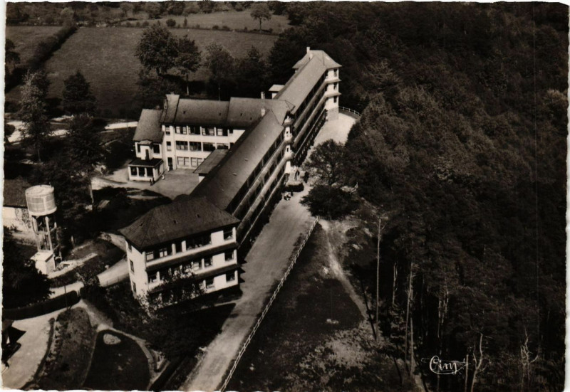 Carte postale ancienne Saint-Sever-Vue aérienne Le Sanatorium