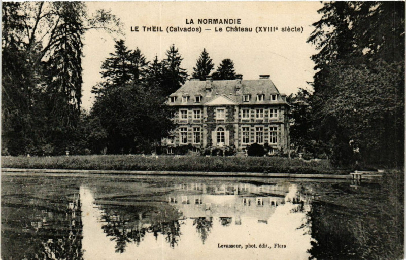 Carte postale ancienne Le Theil Calvados-Le Chateau