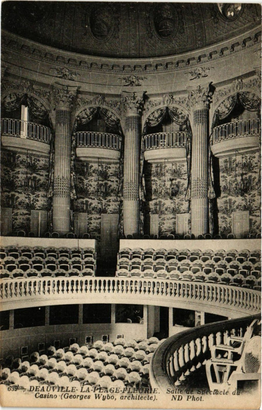 Carte postale ancienne Deauville - Plage-Fleurie Salle de Spectacle du Casino à Deauville