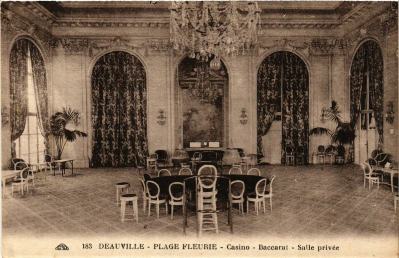 Carte postale ancienne Deauville - Plage Fleurie Casino. Baccarat Salle privée à Deauville