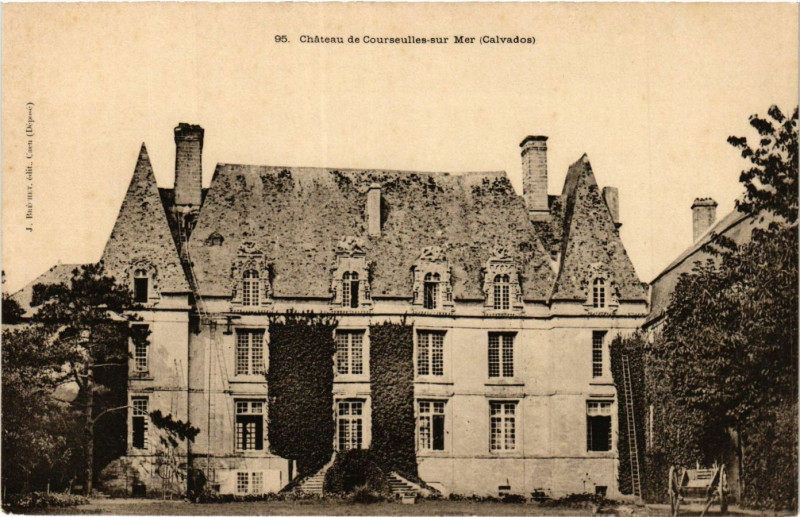 Carte postale ancienne Chateau de Courseulles-sur-Mer Calvados à Courseulles-sur-Mer
