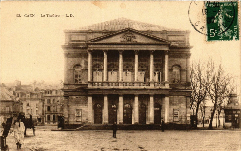 Carte postale ancienne Caen - Le Théatre à Caen