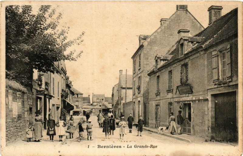 Carte postale ancienne Bernieres - La Grande-Rue