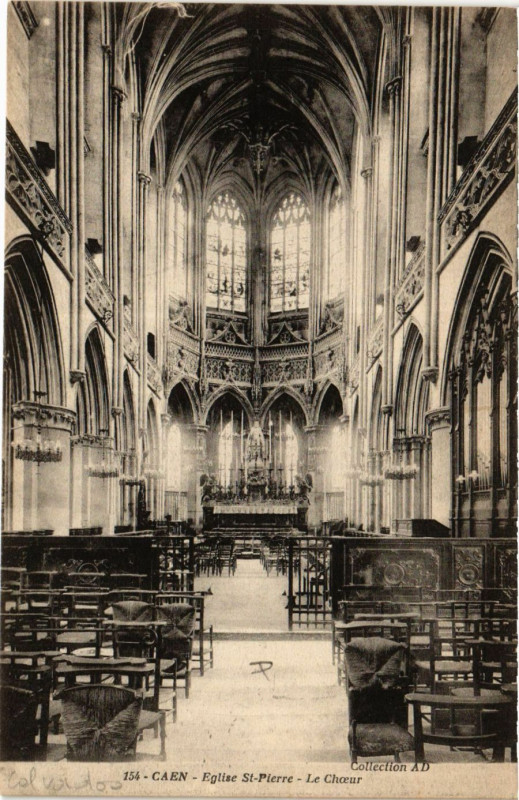 Carte postale ancienne Caen - Eglise Saint-Pierre - Le Choeur à Caen