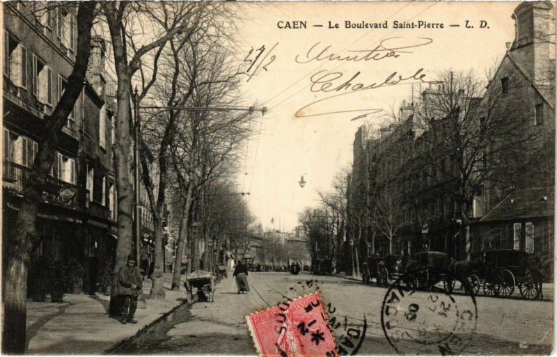 Carte postale ancienne Caen - Le Boulevard Saint-Pierre à Caen