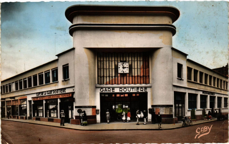 Carte postale ancienne Caen - La Gare Routiere à Caen