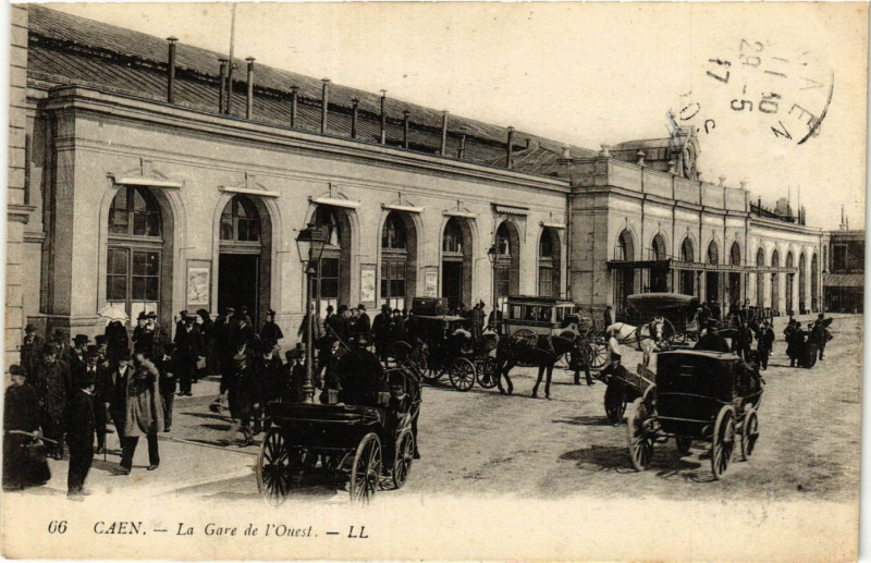 Carte postale ancienne Caen - La Gare d l'OueSaint- à Caen