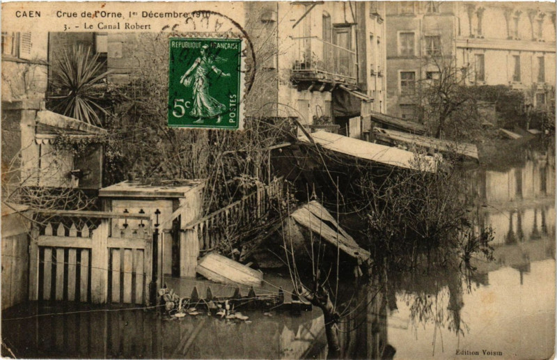 Carte postale ancienne Caen - Crue de l'Orne - 1910 Decembre - Le Canal Robert à Caen