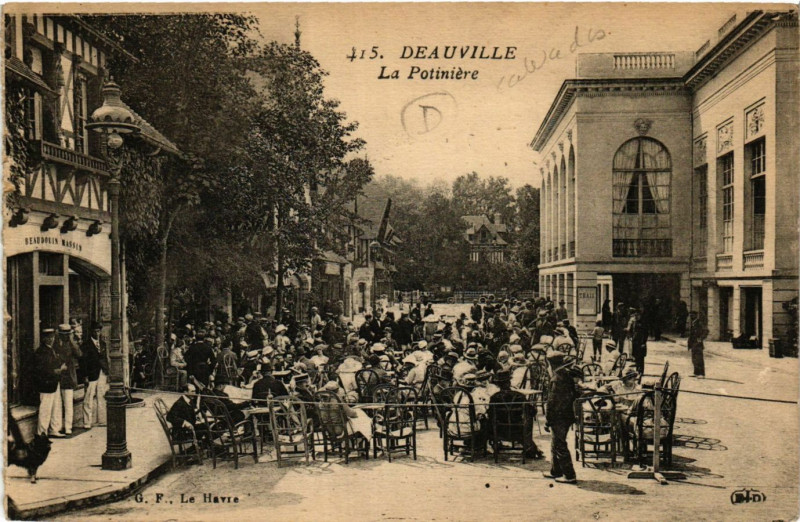 Carte postale ancienne Deauville - La Potiniere à Deauville
