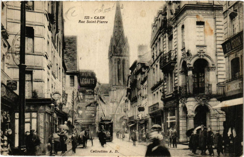 Carte postale ancienne Caen - Rue Saint-Pierre à Caen