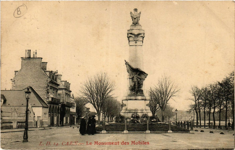 Carte postale ancienne Caen - Le Monument des Mobiles à Caen