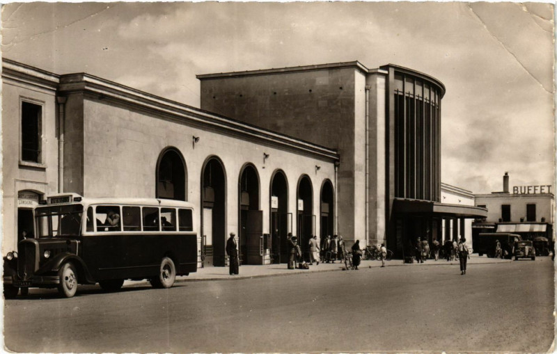 Carte postale ancienne Caen - La Gare à Caen