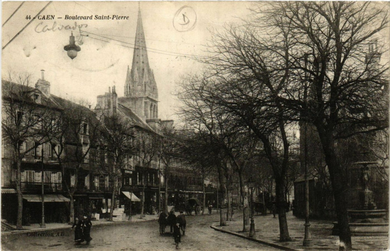 Carte postale ancienne Caen - Boulevard Saint-Pierre à Caen