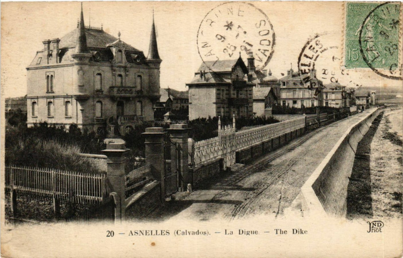 Carte postale ancienne Asnelles - La Digue - The Dike à Asnelles