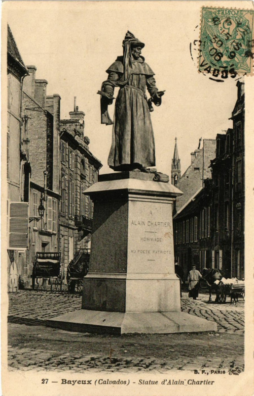 Carte postale ancienne Bayeux - Statue d'Alain Chartier à Bayeux