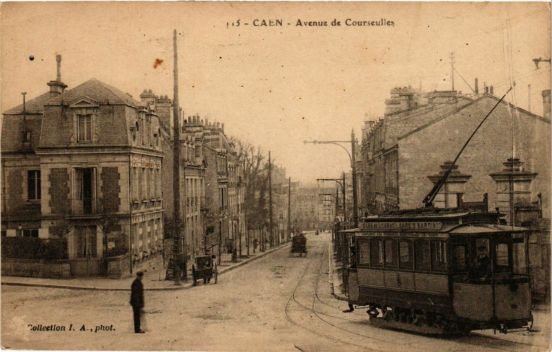 Carte postale ancienne Caen - Avenue de Courseulies à Caen
