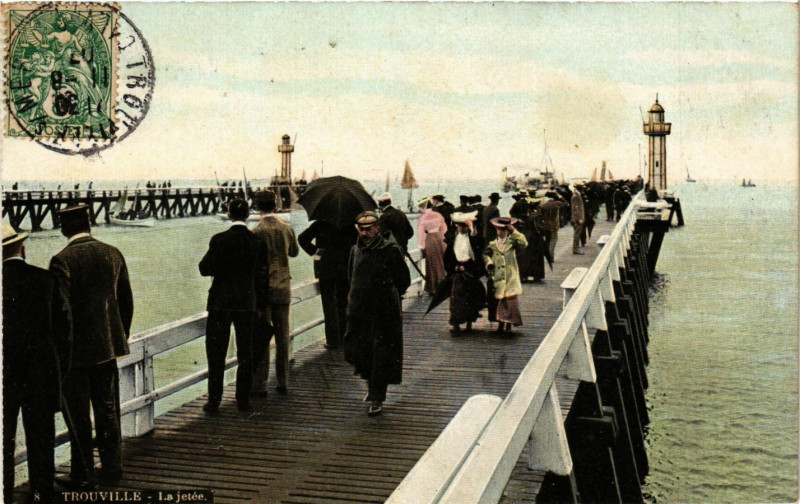Carte postale ancienne Trouville - La Jetee