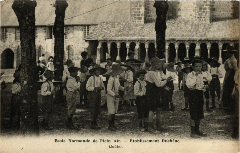Carte postale ancienne Ecole Normande de Plein