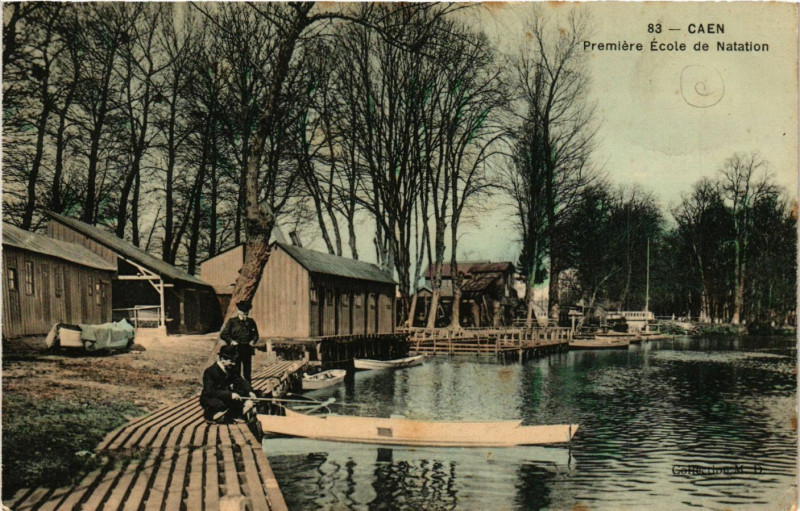 Carte postale ancienne Caen - Premiere Ecole à Caen