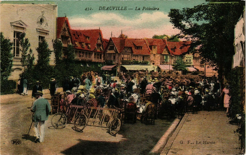 Carte postale ancienne Deauville - La Potiniere à Deauville