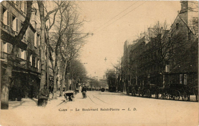 Carte postale ancienne Caen - Le Boulevard Saint-Pierre à Caen