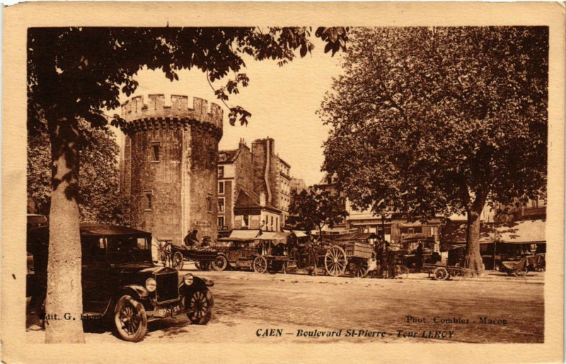 Carte postale ancienne Caen - Boulevard Saint-Pierre à Caen
