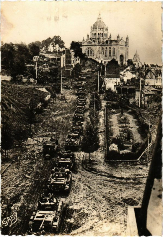 Carte postale ancienne Debarquement En Normandie