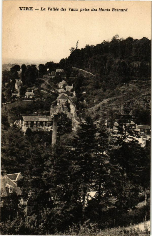 Carte postale ancienne Vire - La Vallée des Vaux