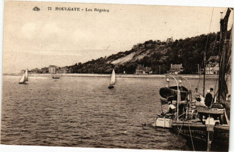 Carte postale ancienne Houlgate - Les Regates à Houlgate