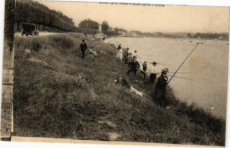 Carte postale ancienne Bords de la Seine