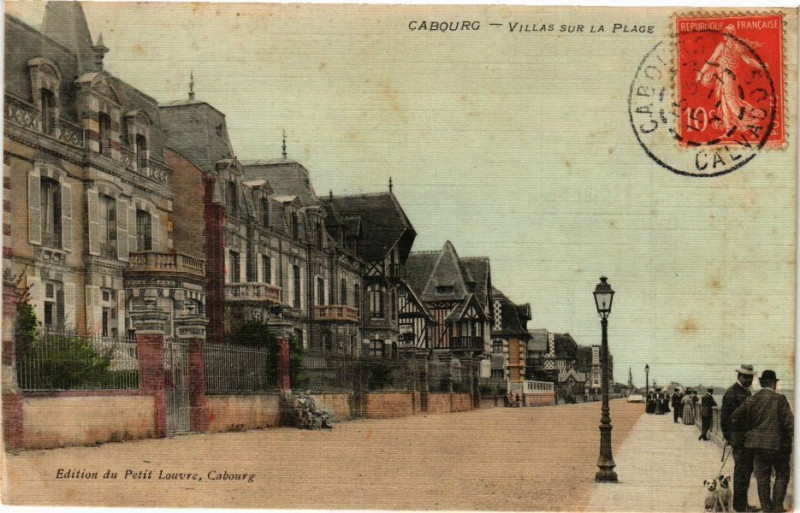 Carte postale ancienne Cabourg - Villas sur la Plage à Cabourg