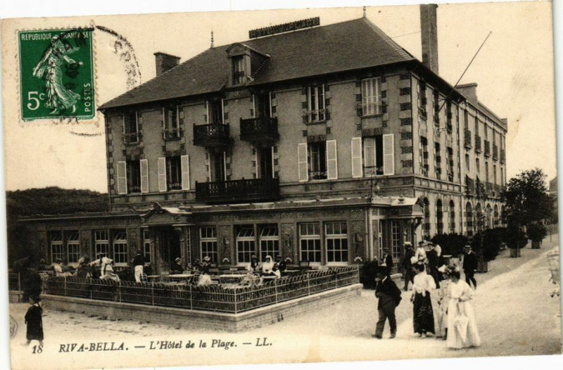 Carte postale ancienne Riva-Bella - L'Hotel de la Plage